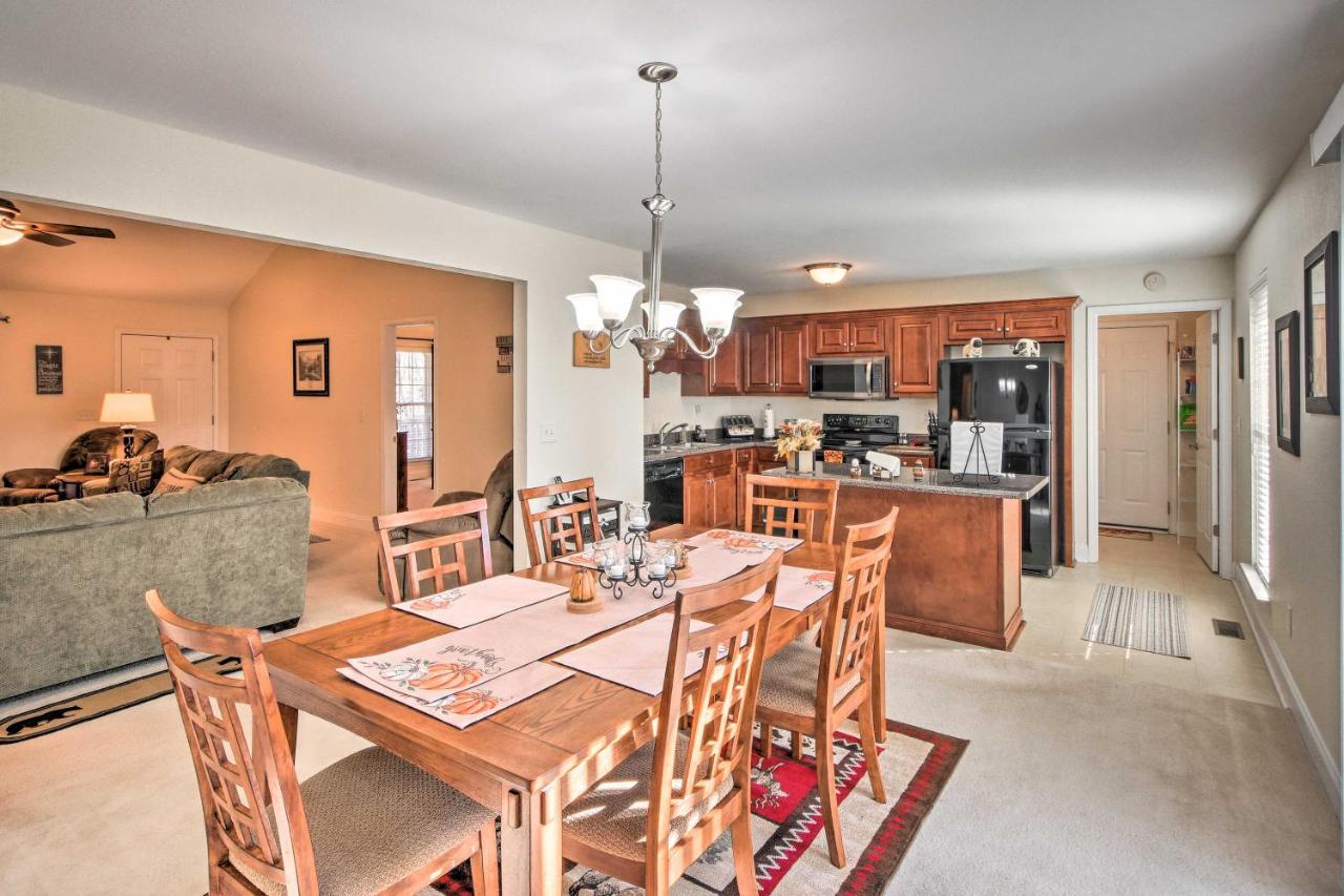 Blairsville Home With Deck And Stunning Mountain Views Hood Exteriör bild